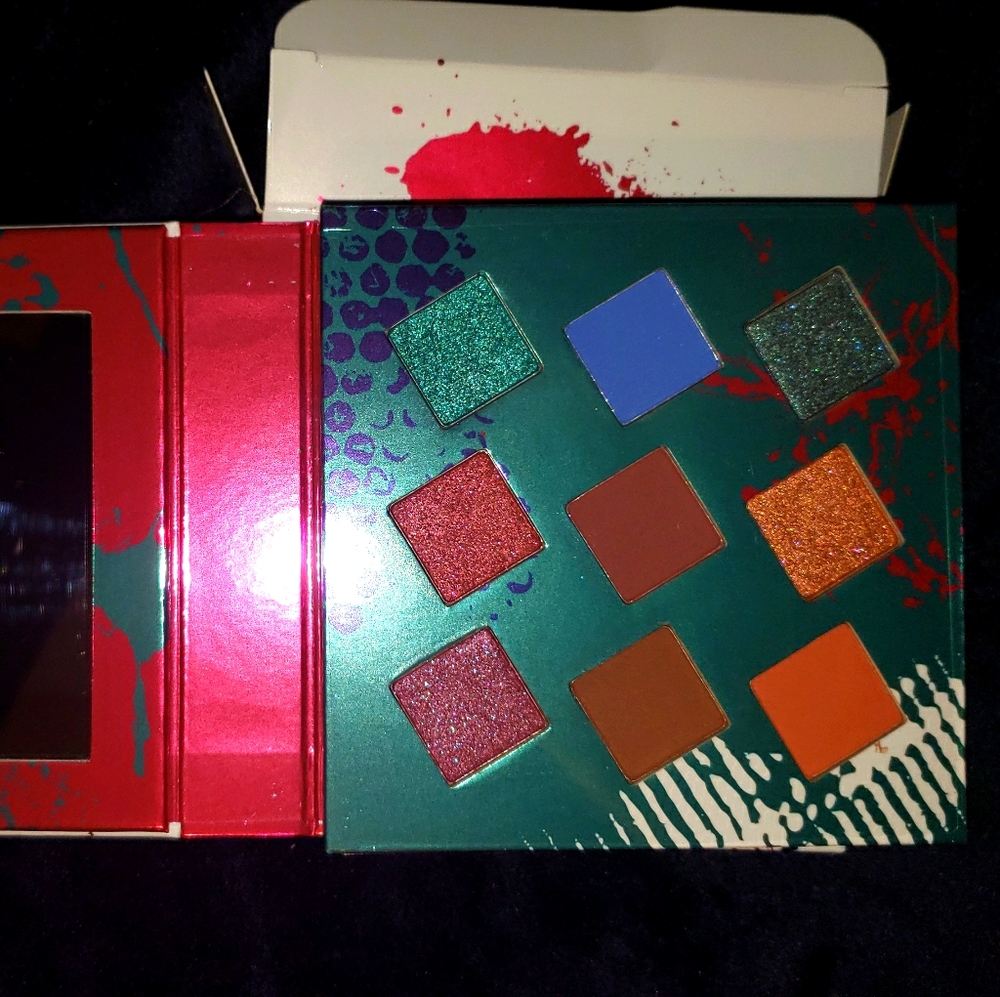 Living in color pallete